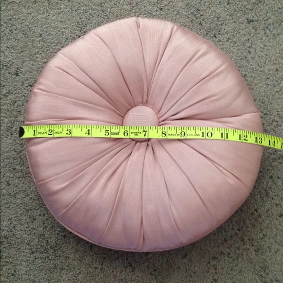 Set of 3 Pastel Pillows - Picture 4 of 10